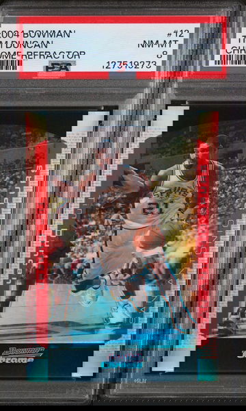 2004 Bowman Chrome Refractor Tim Duncan #12 /300 PSA 8