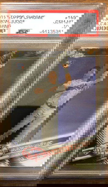 2017 topps chrome Aaron judge catching #169 psa 10