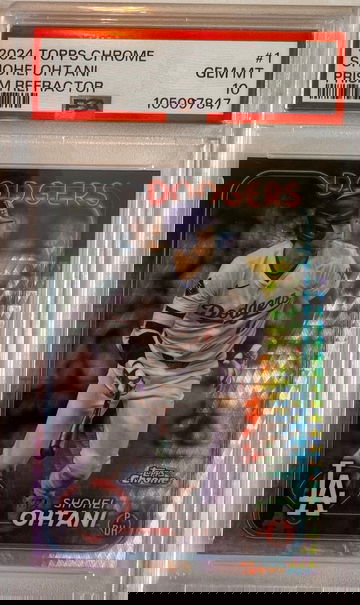 2024 Topps Chrome Shohei Ohtani Prism Refractor