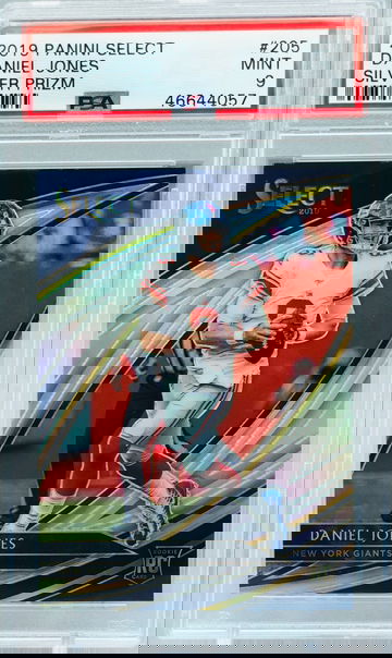 Daniel Jones 2019 Select Field Level Silver PSA 9