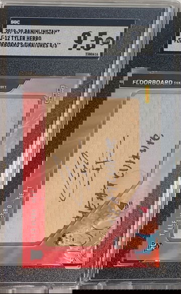 2019-20 Tyler Herro AUTO 4/5 Panini "HEAT CULTURE SGC 9.5 MINT+ #2380616