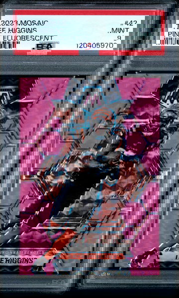 2023 Panini Mosaic Tee Higgins /10 Pink Fluorescent PSA 9