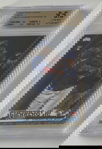 2019 Topps Update Gold Vladimir Guerrero Jr BGS 9.5