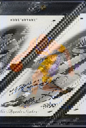 1999 Kobe Bryant SP Authentic Buyback Autograph /132