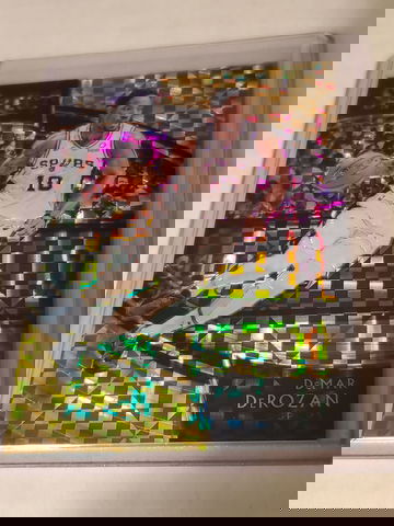 DEMAR DEROZAN 2018-19 SELECT GOLD COURTSIDE #'D 1/10