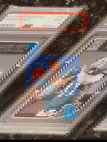 🔥🏈 2016 Carson Wentz Donruss Rated Rookie PSA 9 🔥🏈