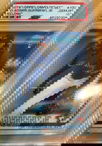 2019 Vladimir Guerrero Jr Topps Fielding PSA 10 RC