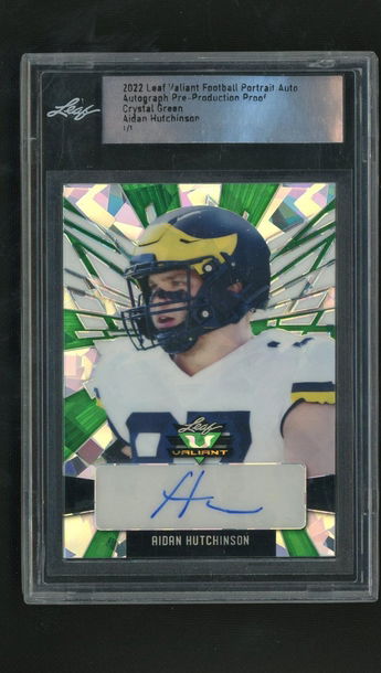 2022 Leaf Valiant Aidan Hutchinson Valiant Football Portrait Crystal 1/1 Auto