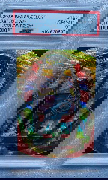 2018 Panini Select Trae Young Premier Level Tri- Color Prizm PSA 10